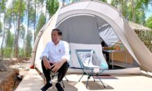 Jokowi saat berkemah di titik nol IKN Nusantara, Senin, 14 Maret 2022. /BPMI Setpres